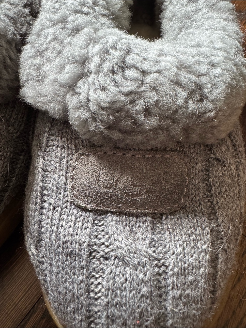 UGG Knit Cozy Gray Fleece-Lined Slipper Flats - Picture 5 of 8
